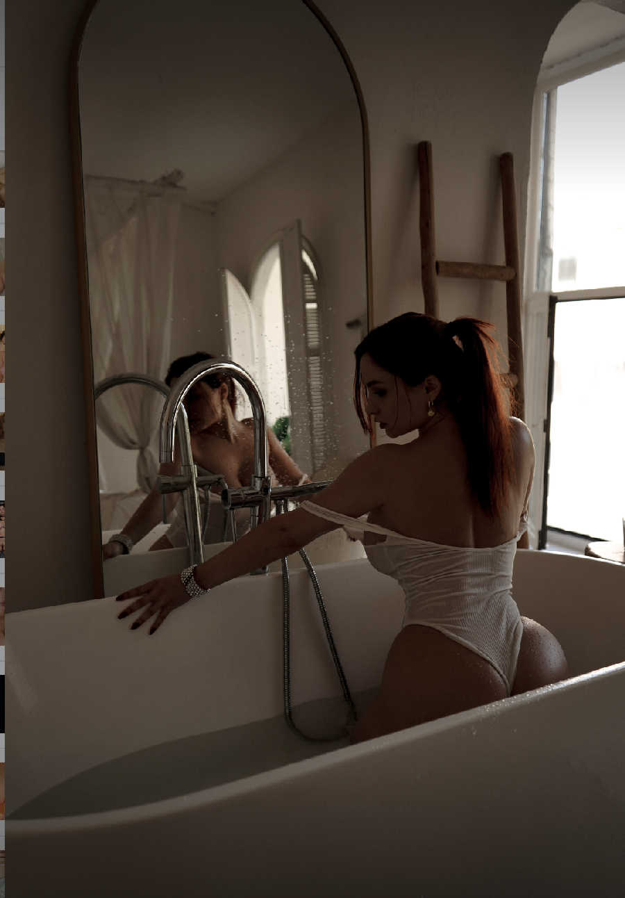 A playful frame from Miranda Faith nude — online in Albuquerque