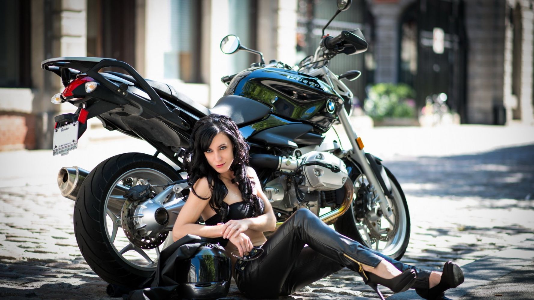 European women on bikes in Albuquerque